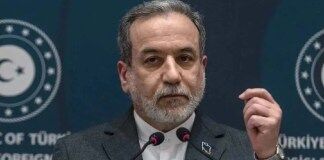 होर्मुझची सामुद्रधुनी अखेर खुली