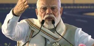 बंगालमध्ये हिंदूंना अल्पसंख्याक बनवले जातेय